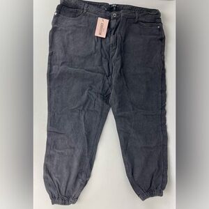 Missguided Charcoal Boyfriend Jeans